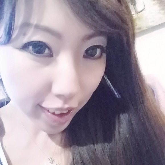 Meet your Posher, Pinky