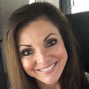 Meet your Posher, Sheri