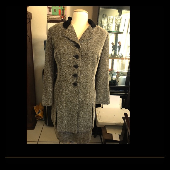 16 P dress suite Grey and black long sleeve