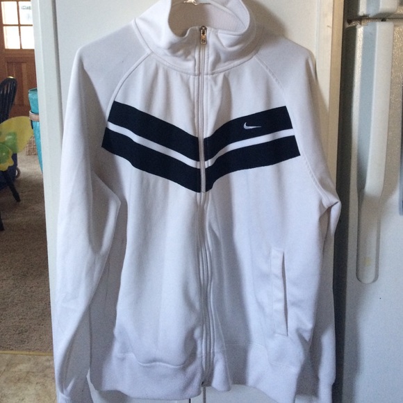 Large men's Nike zip up