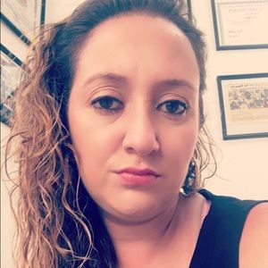 Meet your Posher, Pamela