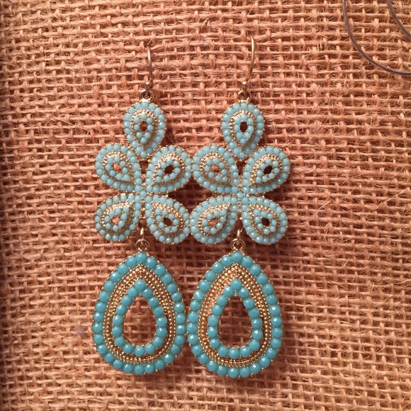 Stella & Dot Capri Chandelier turquoise earrings!