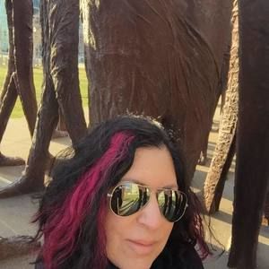 Meet your Posher, Nanette