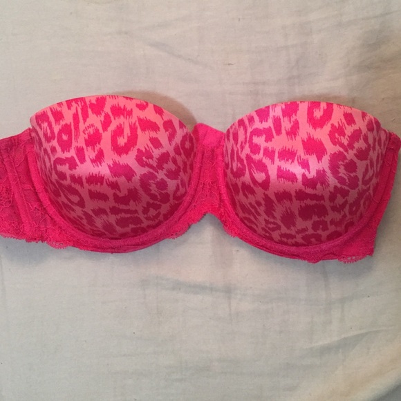 PINK Victoria's Secret Other - VS Pink strapless bra
