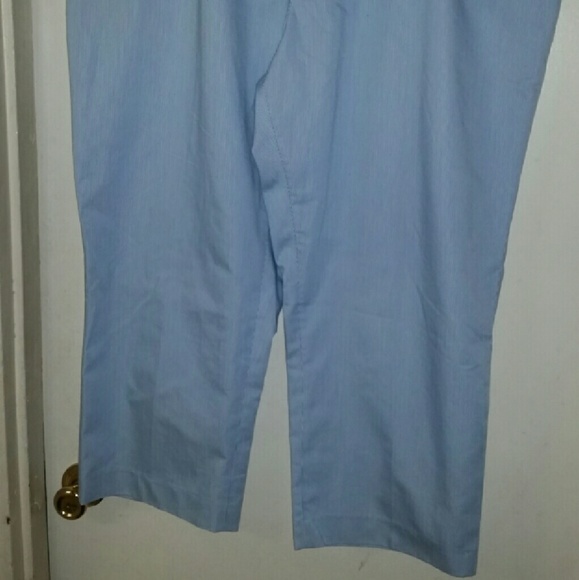 Plus size capris - Picture 2 of 4