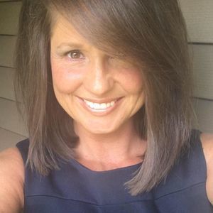 Meet your Posher, Dena