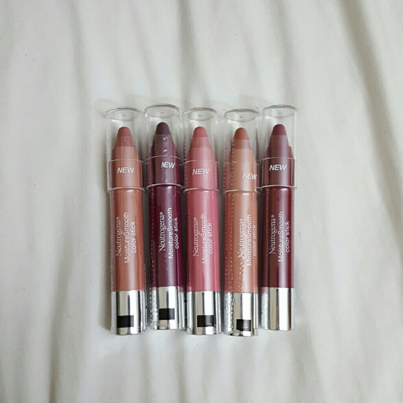 5 Neutrogena Lip Crayons