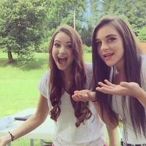 Meet your Posher, Hannah laura leigh