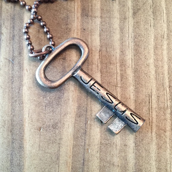 🗝JESUS🗝Copper Key Necklace🗝 - Picture 3 of 4