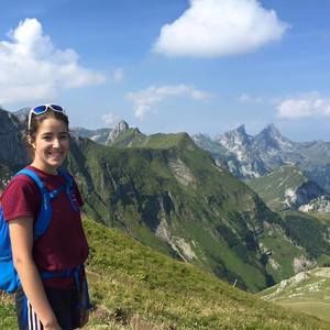 Meet your Posher, Paulina