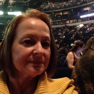 Meet your Posher, Marcia