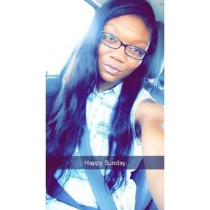 Meet your Posher, Camisha