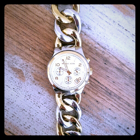 Michael kors Runway Twist Watch