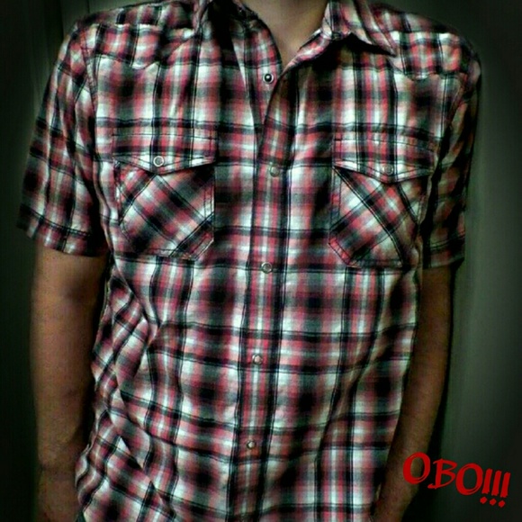 Mens red and black plaid shirt