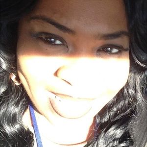 Meet your Posher, Latricia