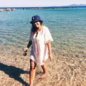 Meet your Posher, Tara