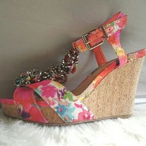Gianni Bini Floral Wedges
