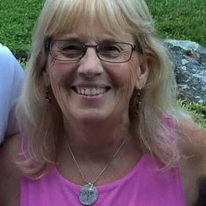 Meet your Posher, Lana