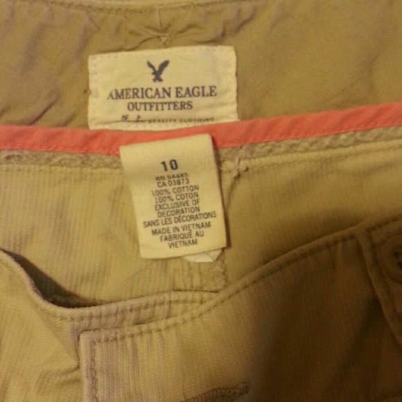 Shorts - Picture 2 of 3