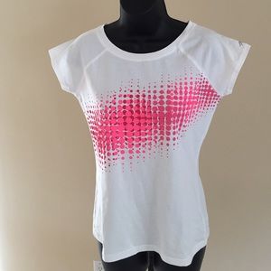 🌹NWT Ideology workout t-shirt