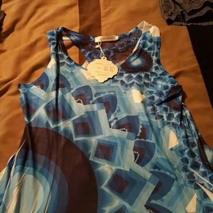 Blue white black tunic XL