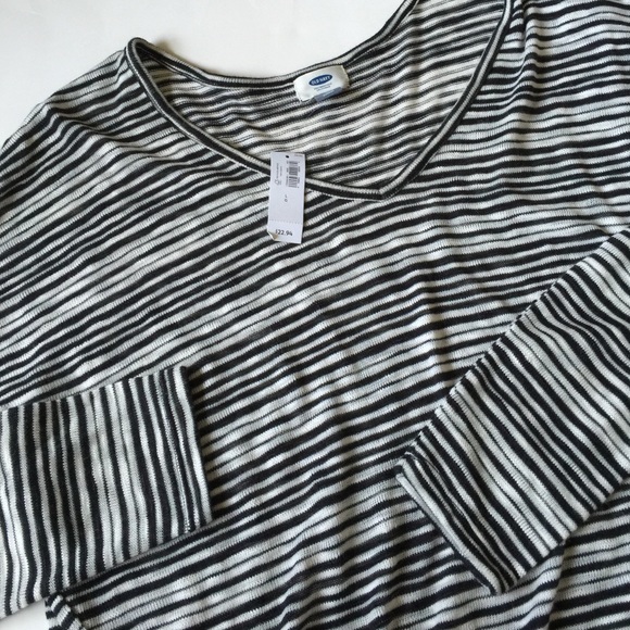 Old Navy Sweaters - Old Navy Sweater