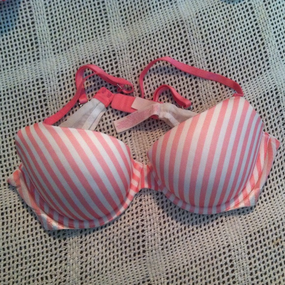✨ SOLD ✨ Victorias Secret Bra