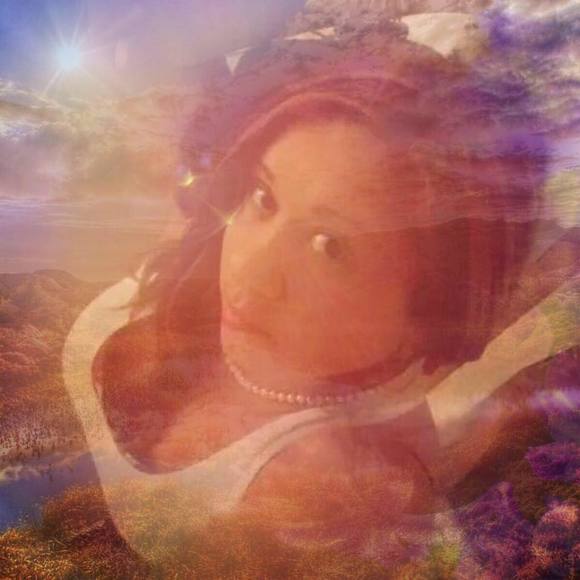 Meet your Posher, Lenette