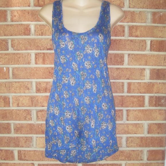 SOLD Free People High Low Racerback Crinkle Tank - Picture 2 of 4