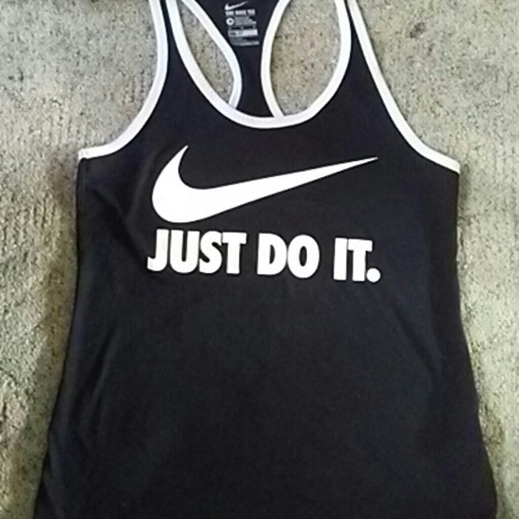 Nike tank - Picture 2 of 2