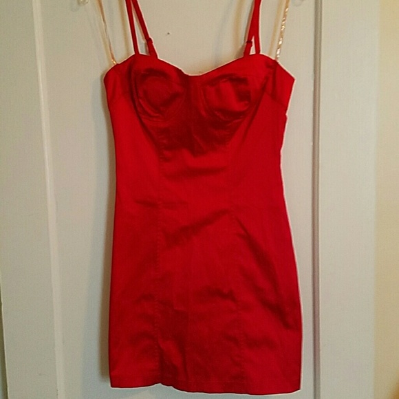 Tight fitting red mini dresd