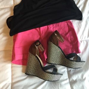 Fun black and white wedges