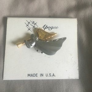 Angel Pin