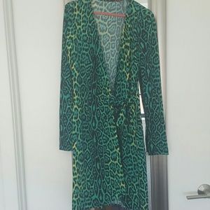 Wrap dress with neon leopard details