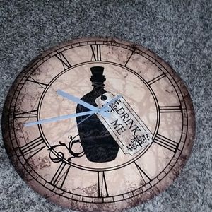 Clock alice and wonderland