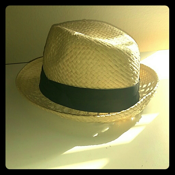 Straw fedora