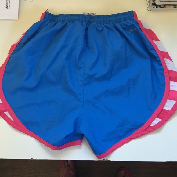 Nike shorts! - Picture 2 of 2