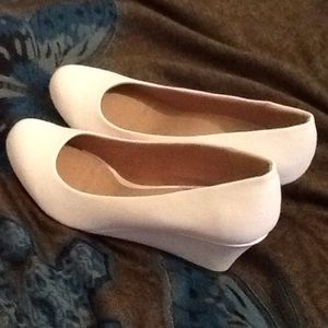 White Shoes, matte finish, 2.5 inch heel