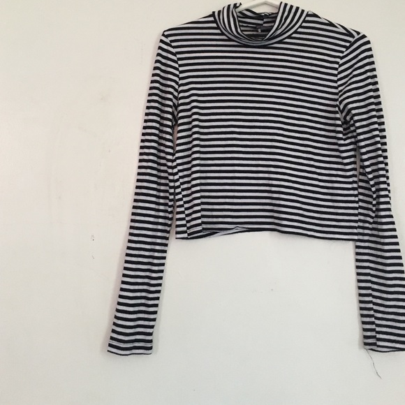 Striped turtle neck crop top