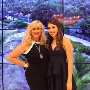 Meet your Posher, Melanie