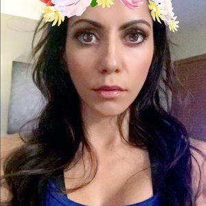 Meet your Posher, Alicia