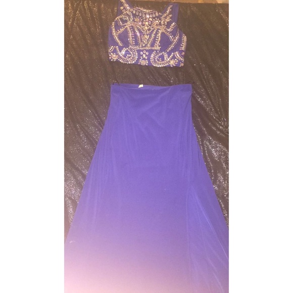 Prom/Homecoming 2 PIECE Royal Blue Dress w/ Slit.