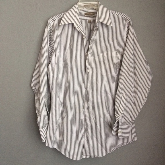 Van Heusen Fitted Dress Shirt