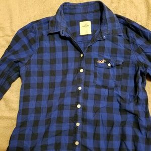 Hollister  long-sleeved shirt