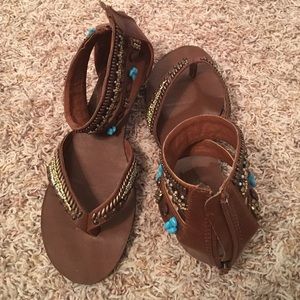 🤖 brown beaded sandals 🤖