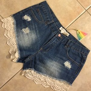 Listicle mistacle prysm lace denim shorts NWT! Listicle mistacle prysm lace denim shorts NWT!
