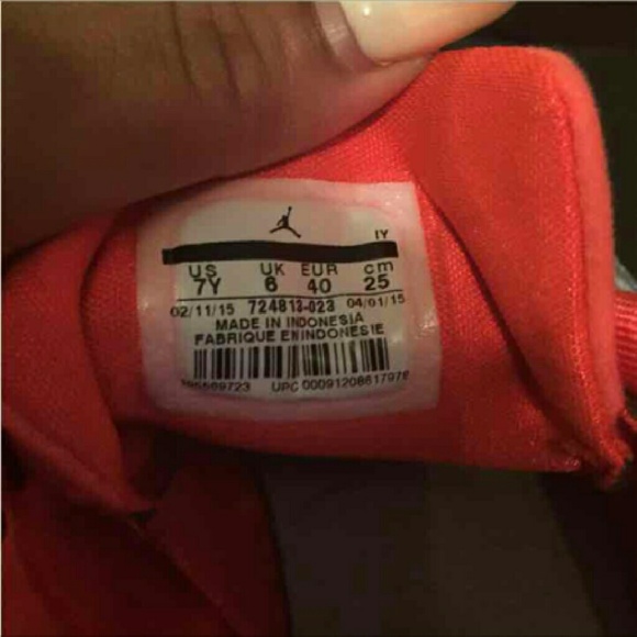 Jordans - Picture 3 of 4