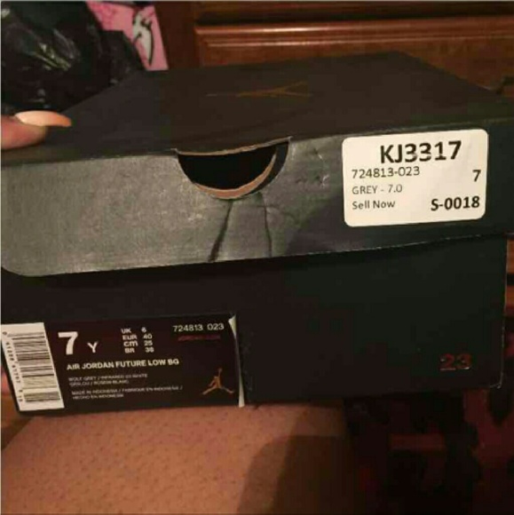 Jordans - Picture 4 of 4