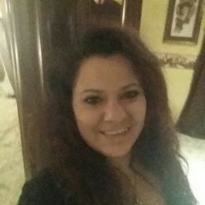 Meet your Posher, Lori