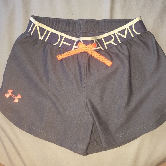 kids medium size under armour shorts